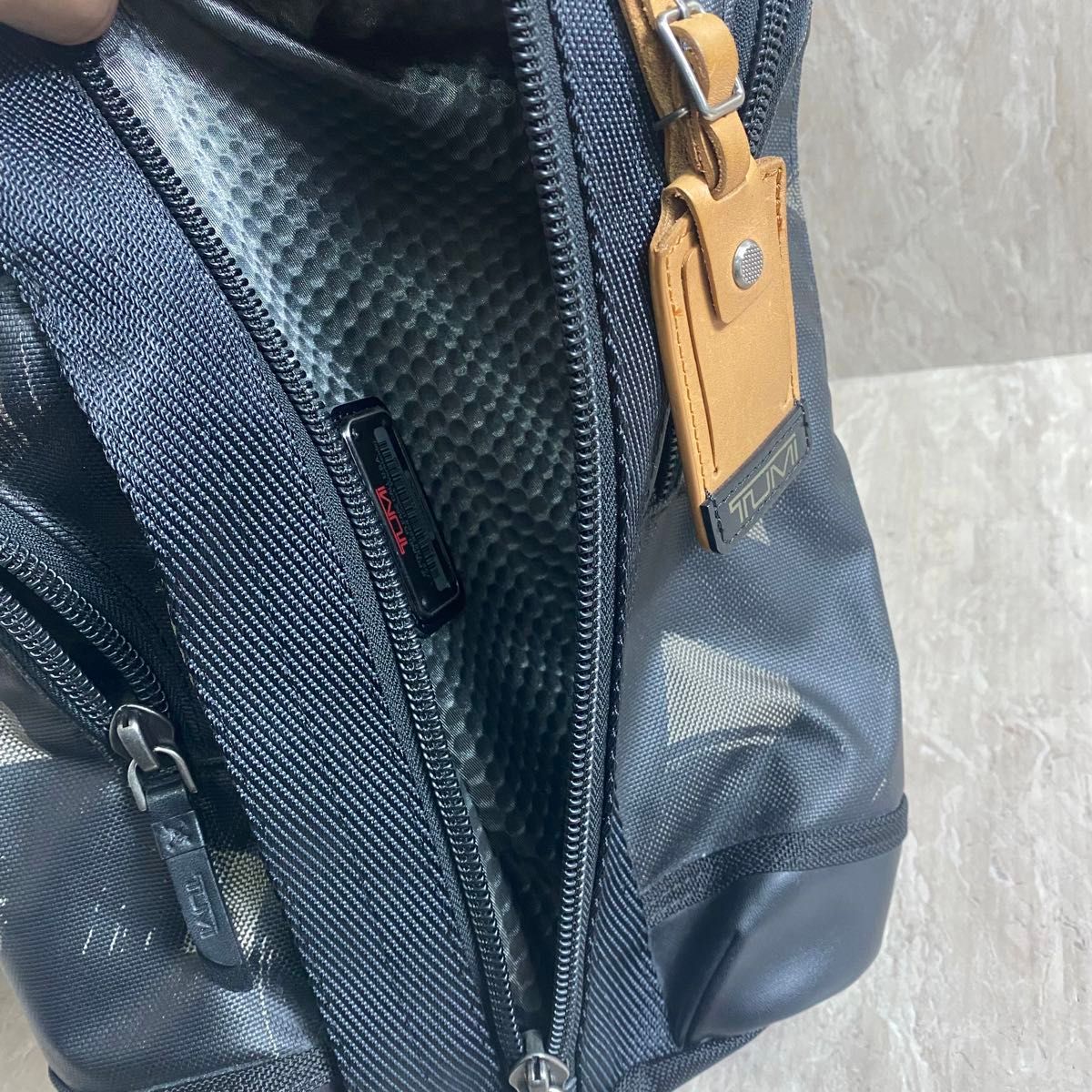 TUMI トゥミ サラトガ スリング カモフラージュ 222393SCP2 ボディバッグ ワンショルダーバッグ| TUMI トゥミ サラトガ スリング カモフラージュ 222393SCP2 ボディバッグ ワンショルダーバッグ|