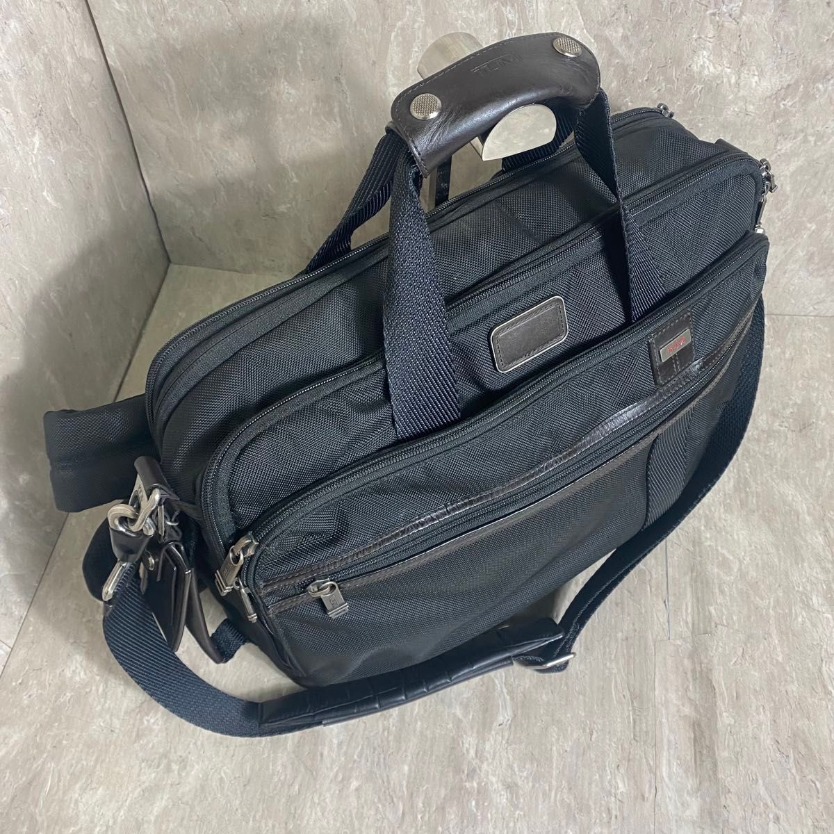 極美品 超希少 TUMI 3way ALPHA BRAVO GRAYSON 2223398HKO 極美品 超希少 TUMI 3way ALPHA BRAVO GRAYSON 2223398HKO