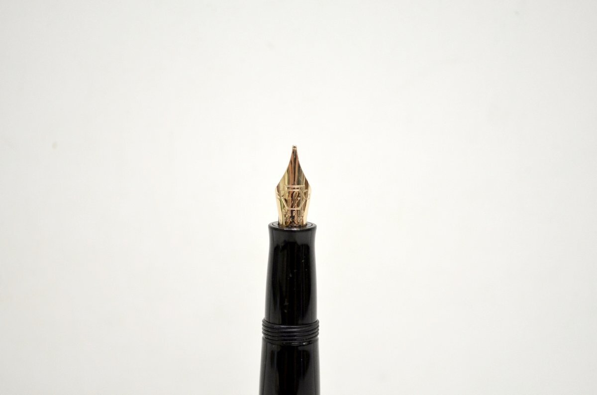 [fui] WATERMAN Waterman fountain pen pen .18K 750 K18 stamp have black × Gold color 13.5cm