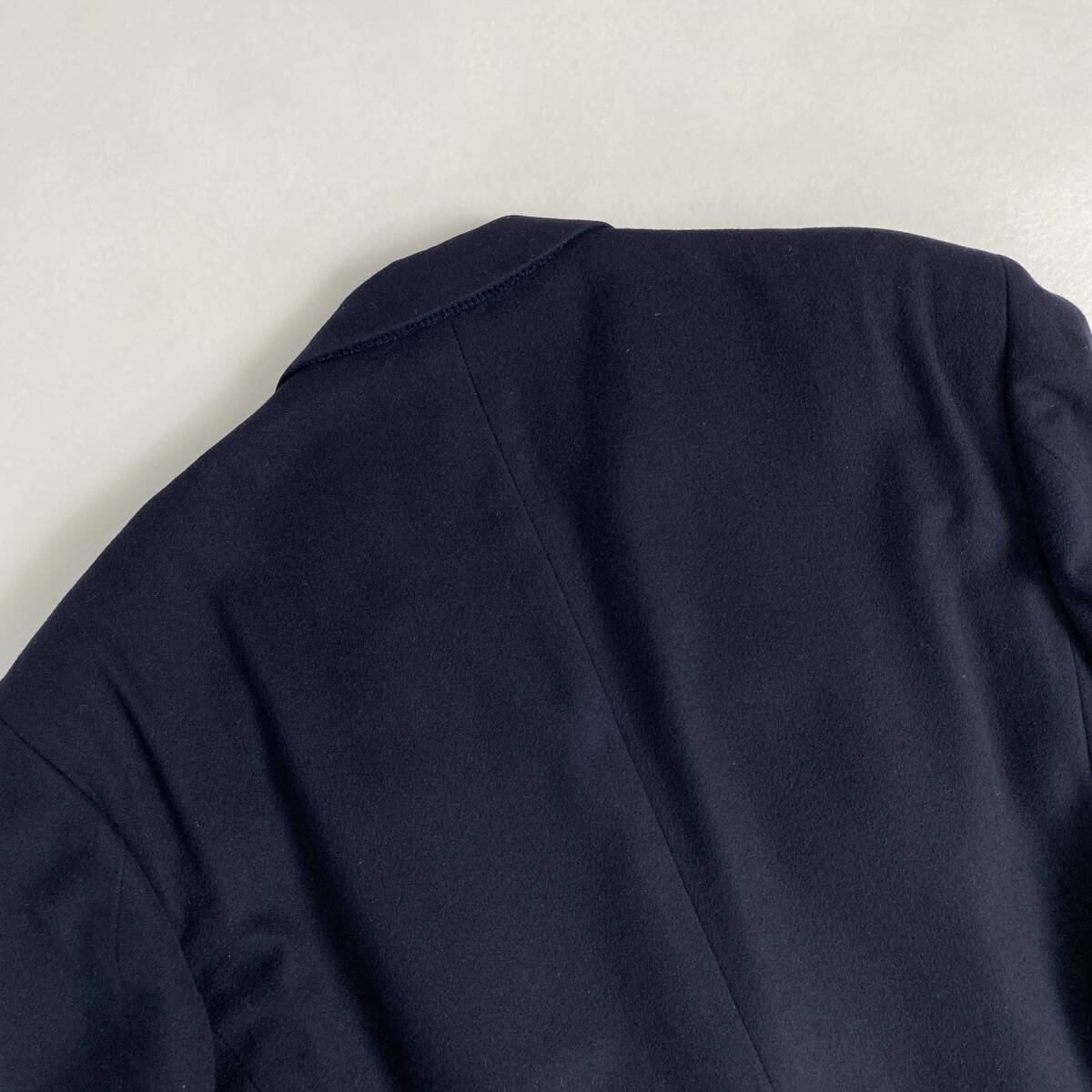 【美品】カシミヤ75%　絹25% ランバン LANVIN PARIS テーラードジャケット メンズ ST46-54M 紺　金ボタン　刺繍_画像5