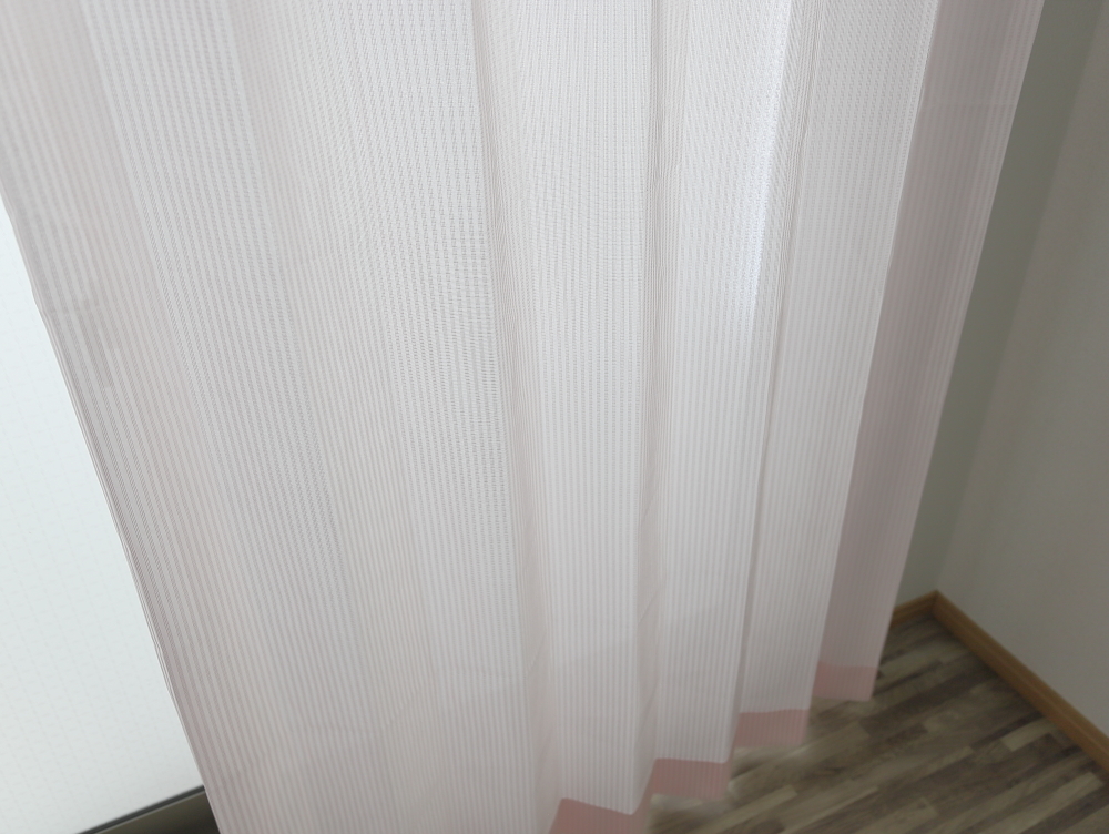お買い得　外から見えにくい遮像レースカーテン　幅150㎝　丈176cm（2枚組）　soleiyu（ピンク）_画像4