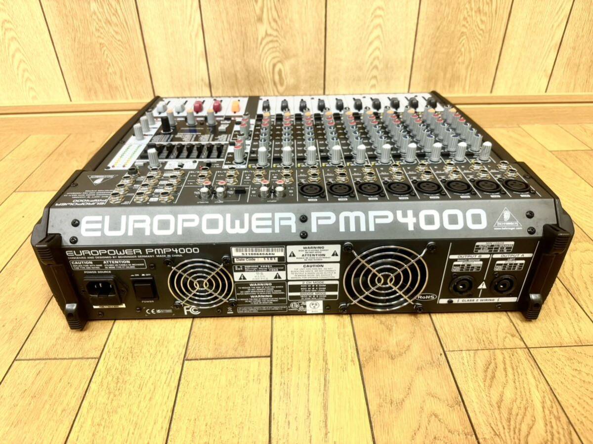 BEHRINGER Behringer PMP4000 Powered mixer hard case power cord attaching 