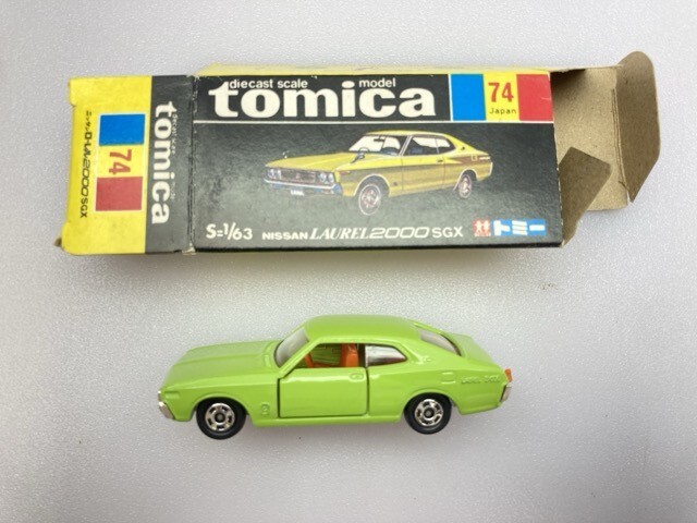  Tommy 1/63 Tomica Nissan Laurel 2000SGX 74 made in Japan black box * together transactions * including in a package un- possible [28-1697]