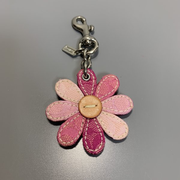 1 jpy ~ COACH Coach key holder flower leather pink C2176