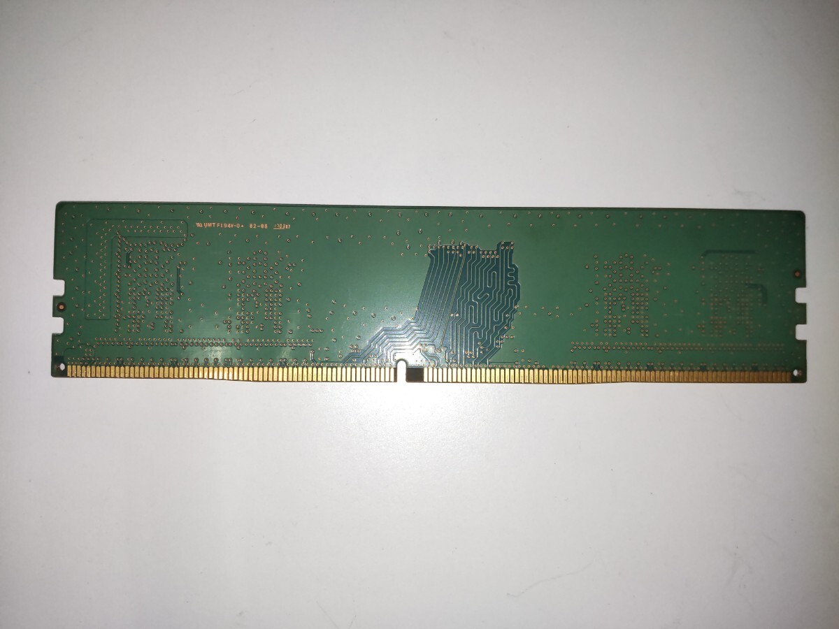 SAMSUNG デスクトップ用 メモリ 4GB PC4-2400T 1Rx16 PC4-2400T-UC0-11 M378A5244CB0-CRC 中古品 1枚の画像2