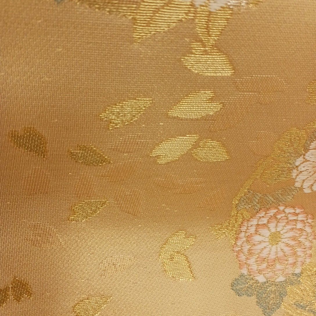 袋帯　西陣織　ゴールド色　花柄　菊　厚手生地　リメイク　ハンドメイド 正絹