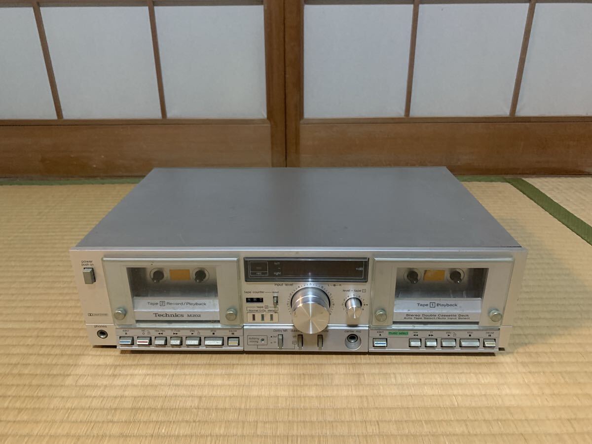 Technics cassette deck M202
