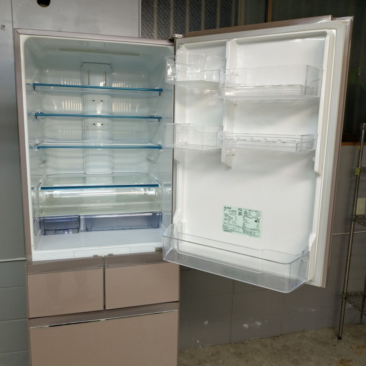 MITSUBISHI 三菱 ノンフロン冷凍冷蔵庫 5ドア MR-B46A 動作確認済み メンテナンス済み 455L 引き取り可能 冷蔵庫_画像3
