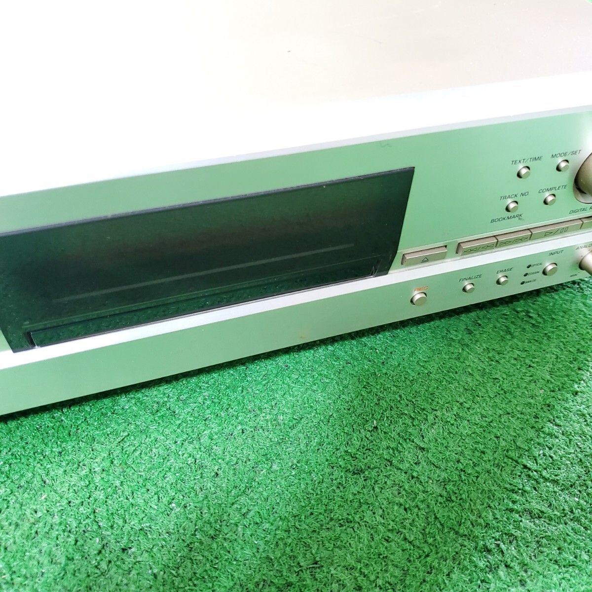 YAMAHA ヤマハ CDレコーダー CDR-HD1000 通電確認済み 音響機器 NATURAL SOUND HDD/CD RECORDER_画像3