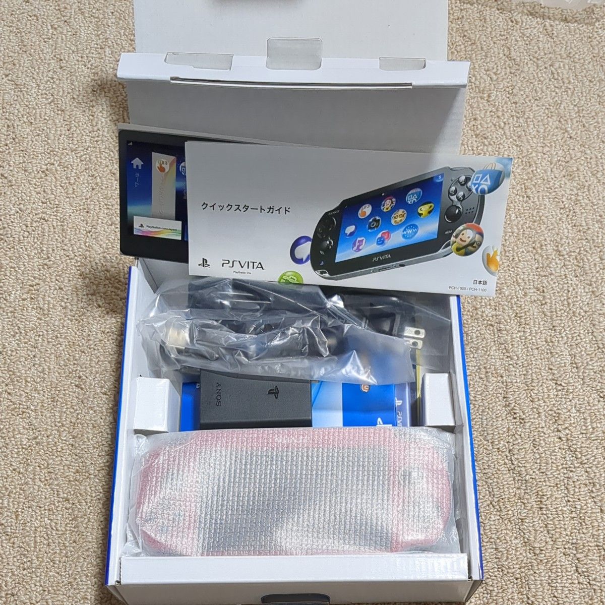 PlayStation Vita Wi-Fiモデル コズミック・レッド PCH-1000 ZA03