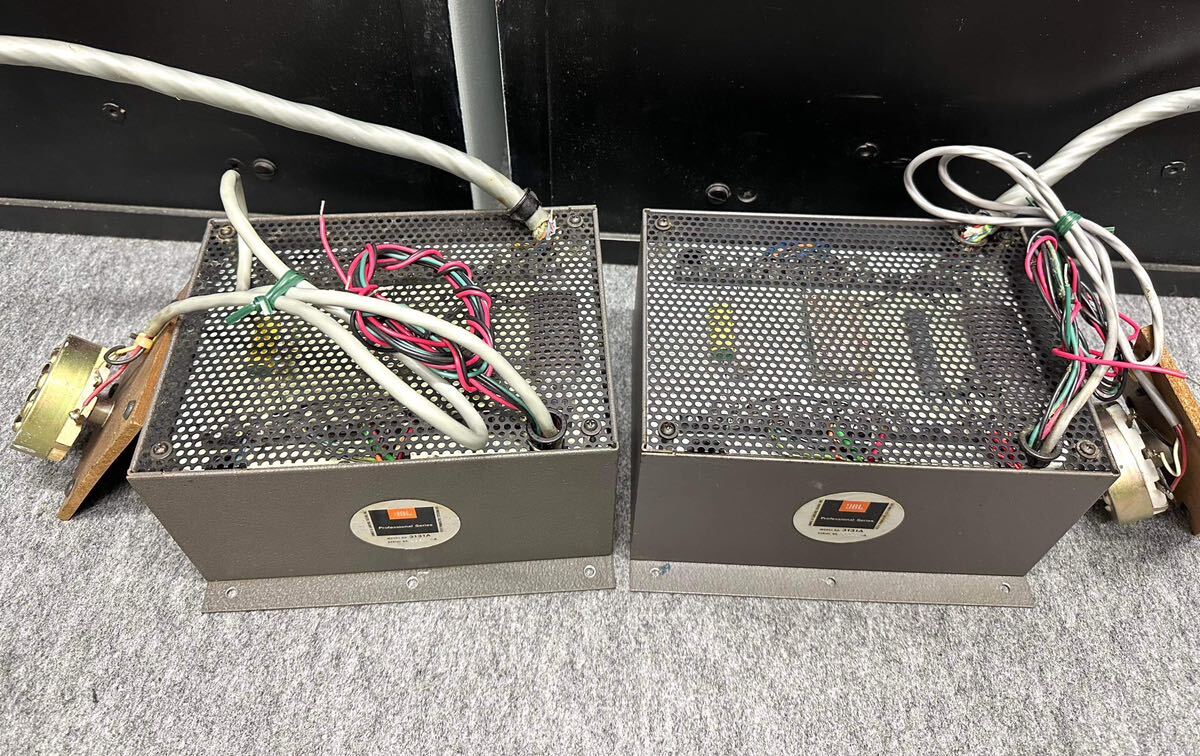 JBL 3143 network pair,JBL 4343 from coming off . thing.. operation goods 