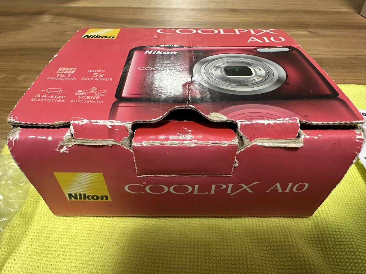 Nikon COOLPIX A10コンパクトデジタルカメラ ニコン レッド デジカメ 光学5倍ズーム 箱 付属品有_画像9