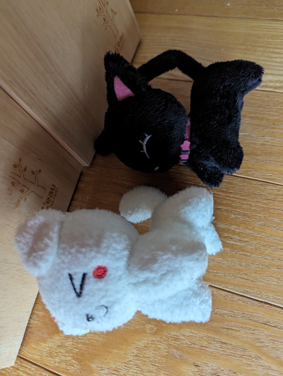 Yahoo!オークション - NANA ハチ犬とナナ猫の激レアマスコット Yahoo!オークション - NANA ハチ犬とナナ猫の激レアマスコット
