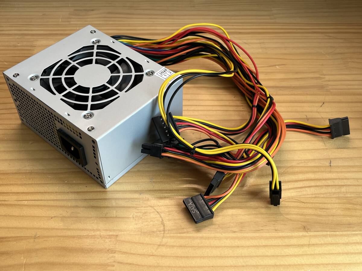 SCYTHE OTTER attached SFX power supply 300W