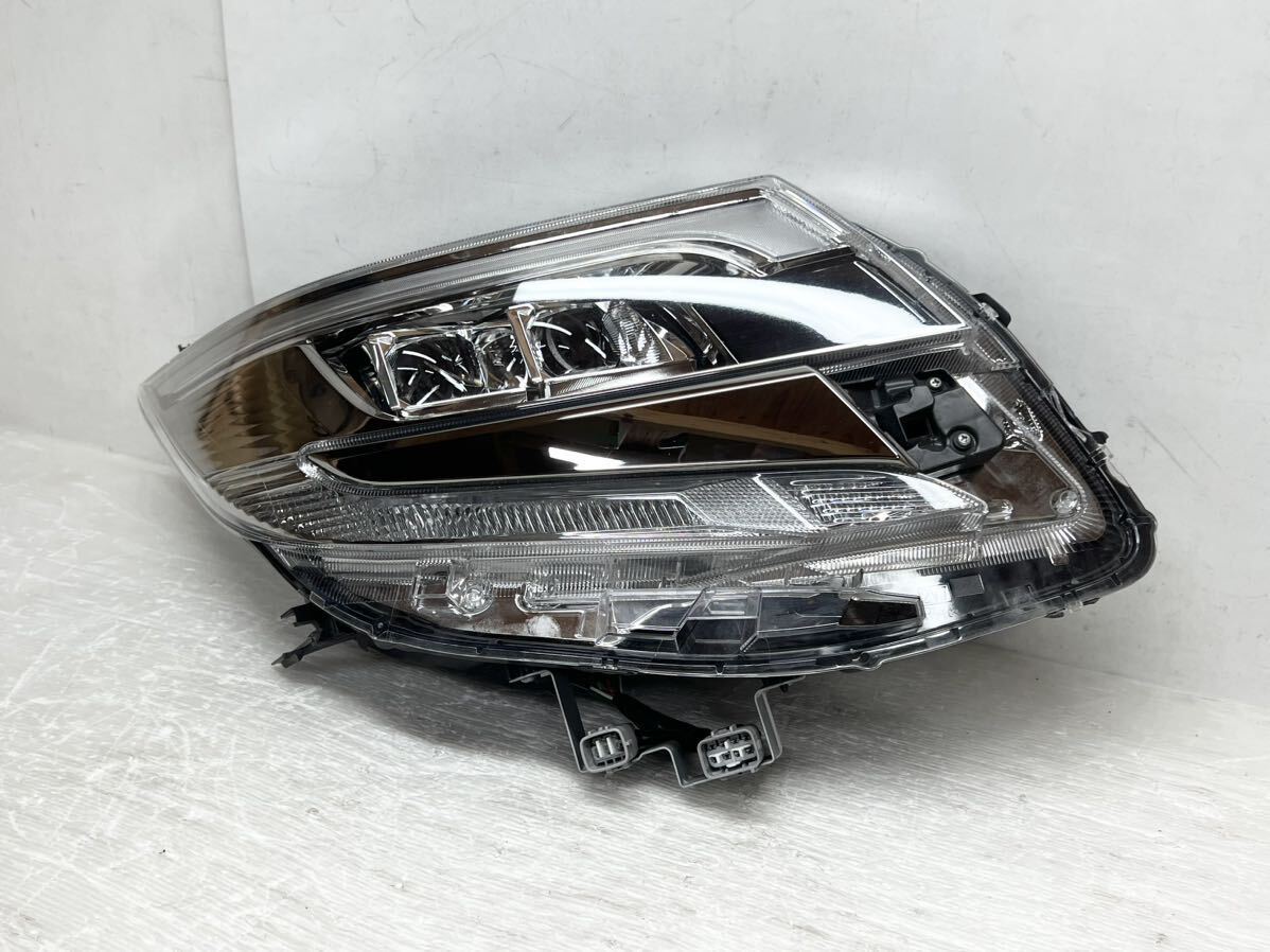 ジャンク 送料込 即決 ノア/エスクァイア ZRR80/ZRR85 後期 純正 ジャンク 送料込 即決 ノア/エスクァイア ZRR80/ZRR85 後期 純正