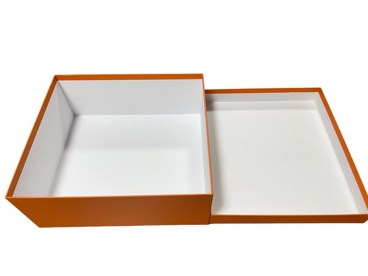 ★即納★ エルメス HERMES 空箱 空き箱 ボックス BOX 保存箱 収納 ケース 34×38×15 バッグ カバン 鞄 等に _画像7