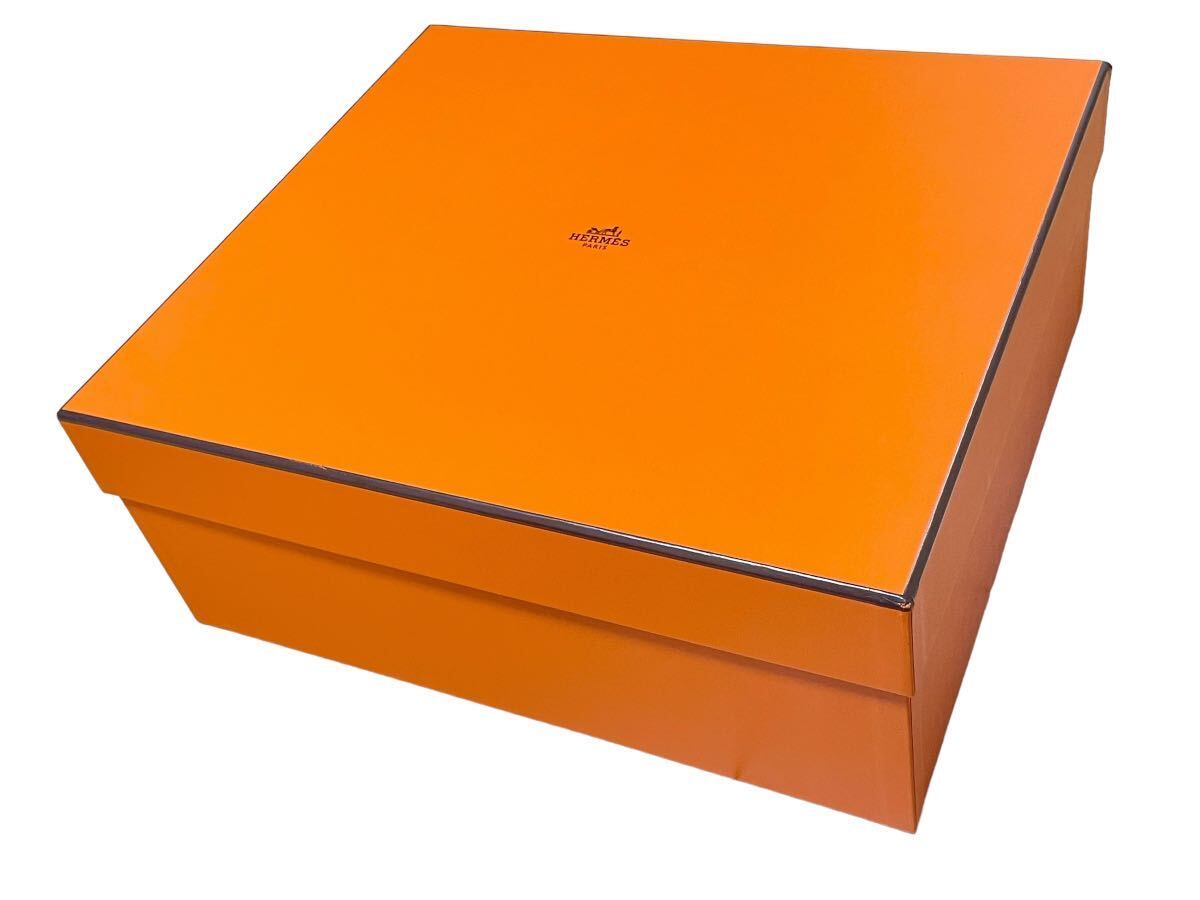 ★即納★ エルメス HERMES 空箱 空き箱 ボックス BOX 保存箱 収納 ケース 34×38×15 バッグ カバン 鞄 等に _画像2