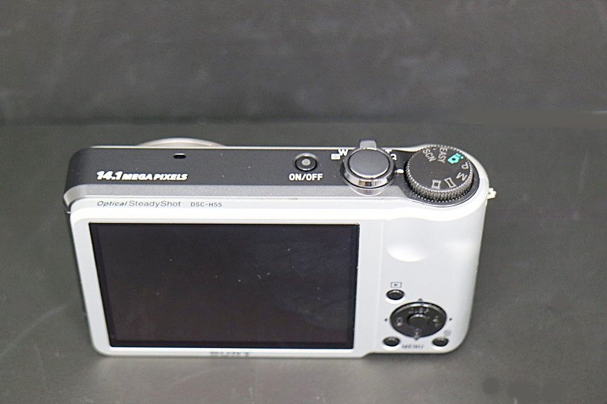 G4w132 デジタルカメラ Sony Cyber-shot DSC-H55動作未確認 60サイズ_画像2