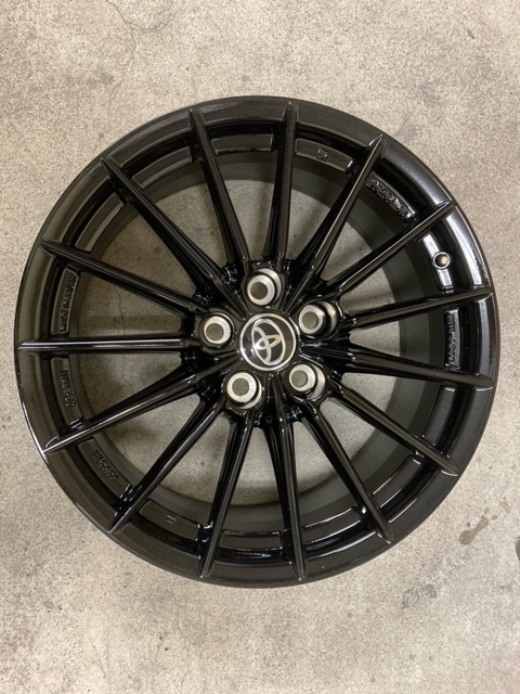 トヨタ純正　GRヤリス　RZ RS　中古アルミホイール　１８ｘ８J　114.3/5H　ET45_画像1