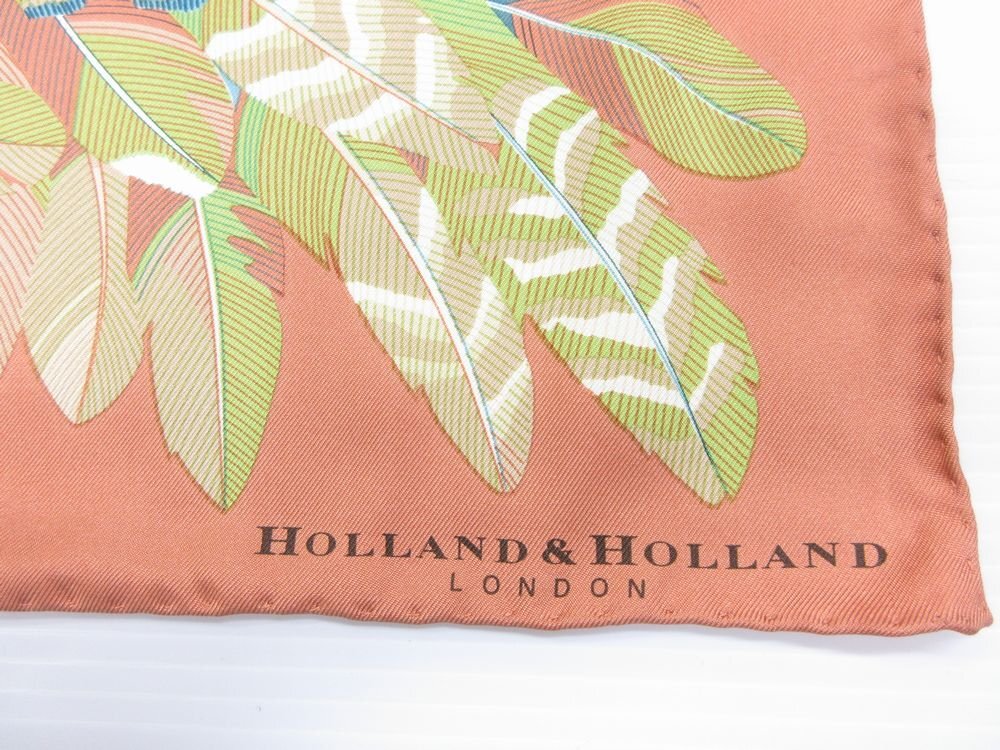 HOLLAND & HOLLAND　大スカーフ　　シルク製　鳥羽根柄_画像5