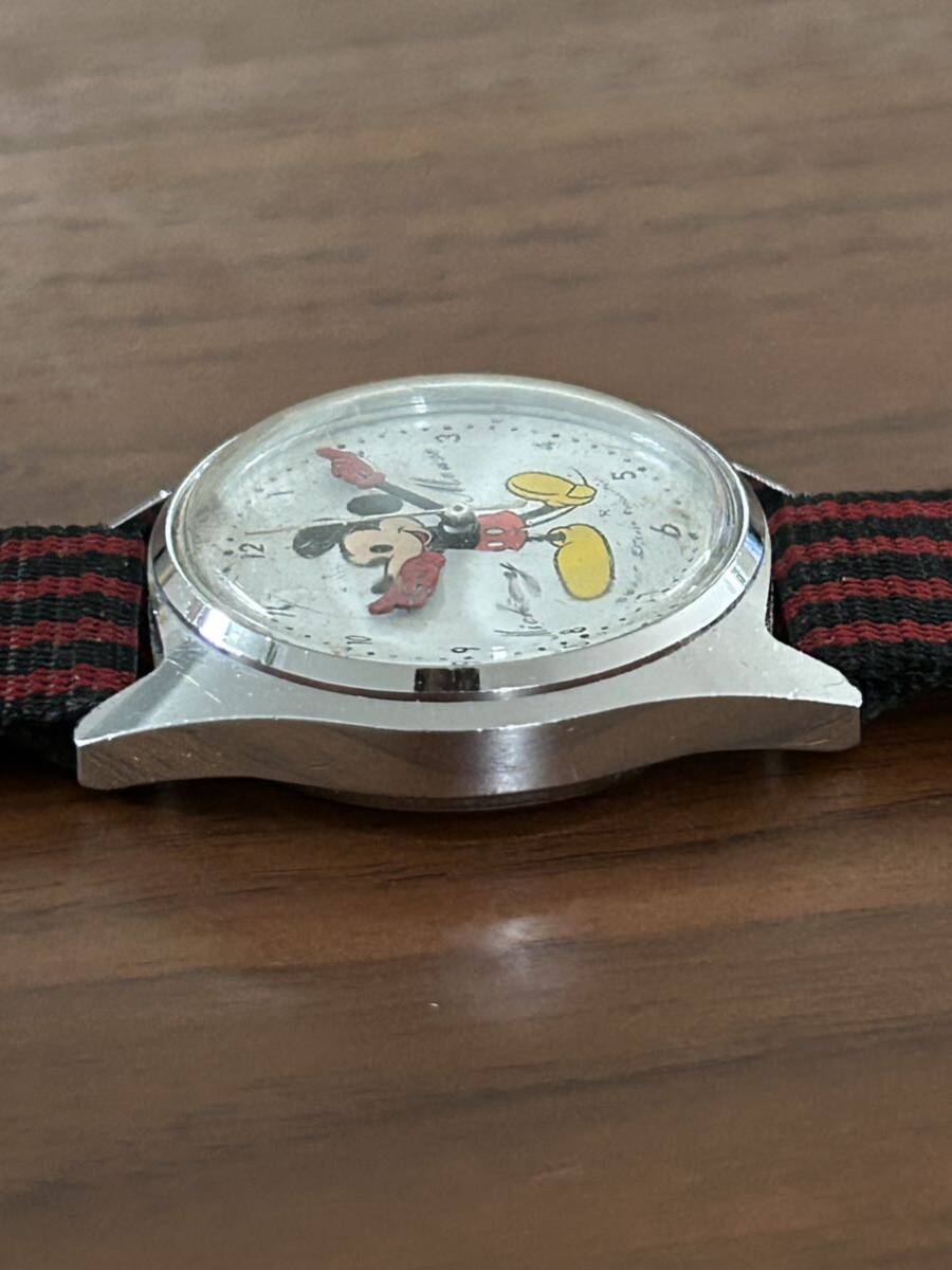 33 Seiko Disney time hand winding type wristwatch 