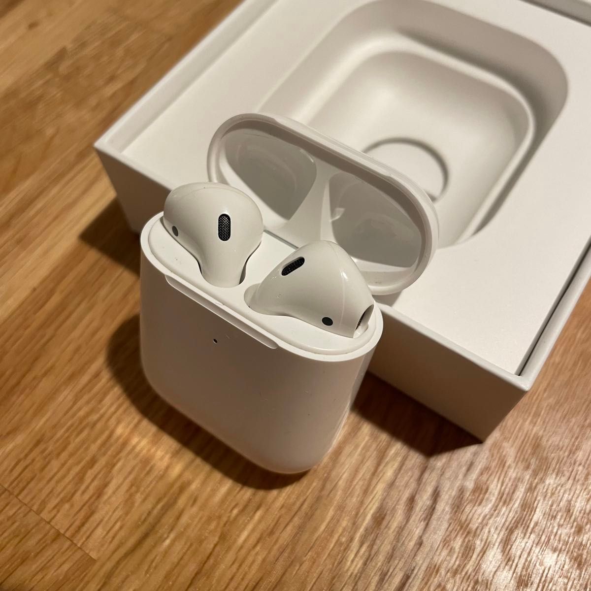 AirPods 第二世代 付属品完備