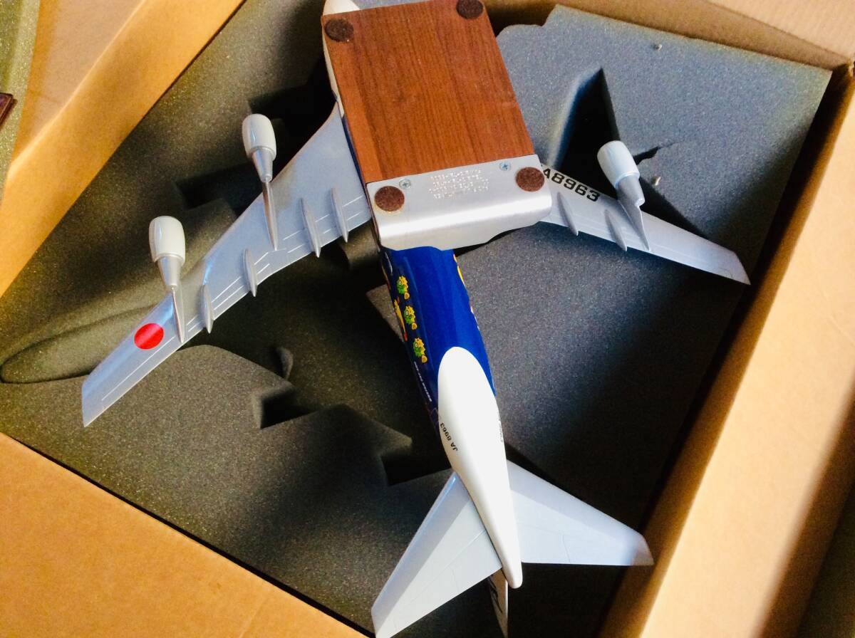 ANA 全日空 ボーイング747-400 JA8963 マリンジャンボ 1/100 ANA 全日空 ボーイング747-400 JA8963 マリンジャンボ 1/100