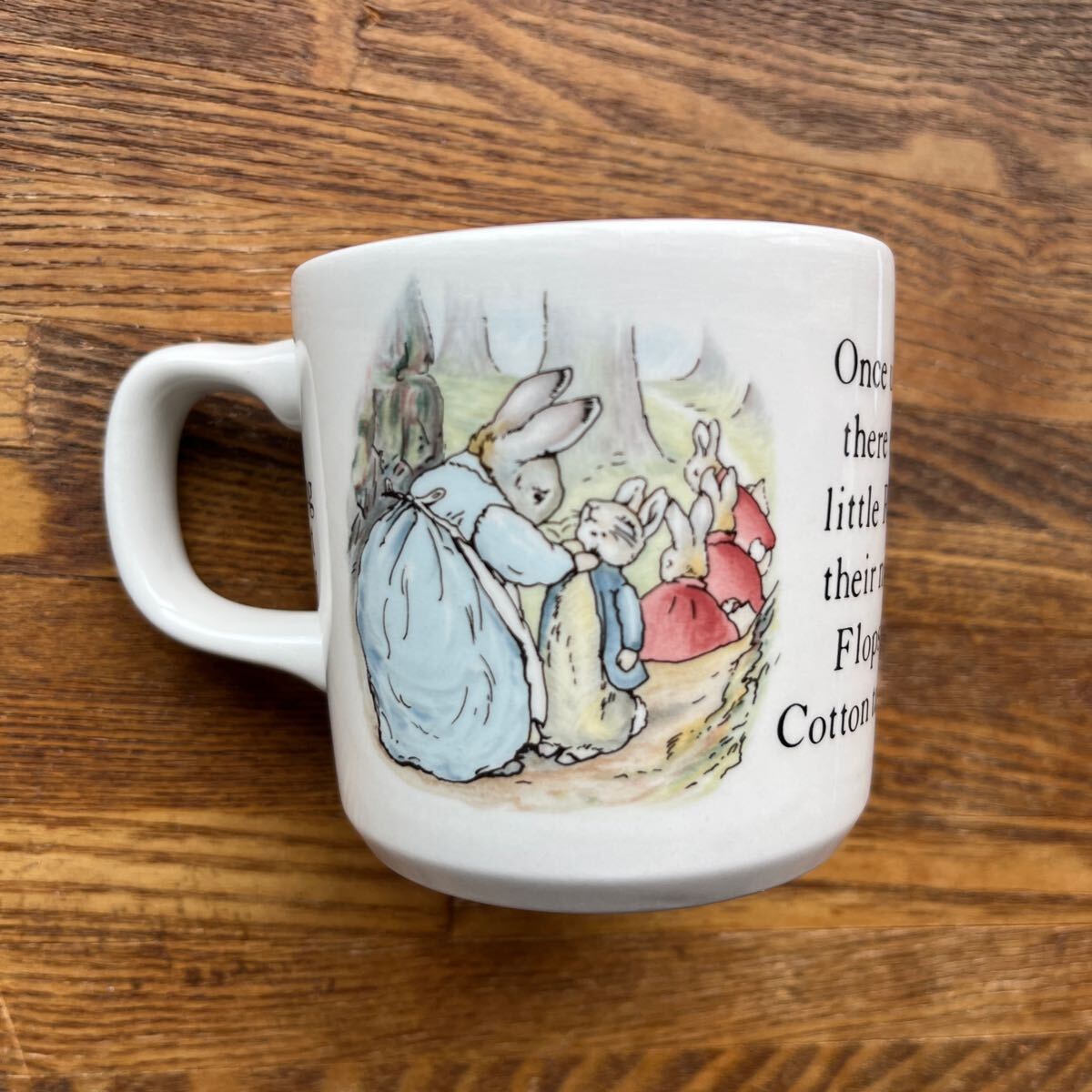 WEDGWOOD ウェッジウッド ピーターラビット マグカップ PETER RABBIT 7cm 旧刻印_画像1