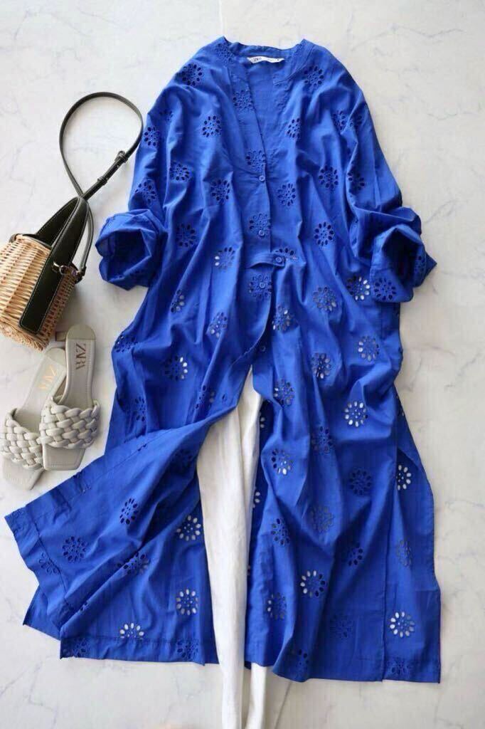 ZARA ザラ 大人可愛い カットワーク刺繍 シャツ ワンピース 羽織りにも ブルー オーバーサイズ コットン 長袖 春夏 Mサイズの画像2