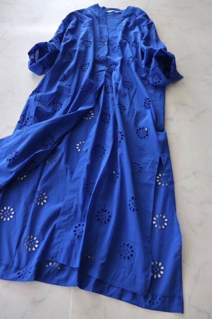 ZARA ザラ 大人可愛い カットワーク刺繍 シャツ ワンピース 羽織りにも ブルー オーバーサイズ コットン 長袖 春夏 Mサイズの画像7