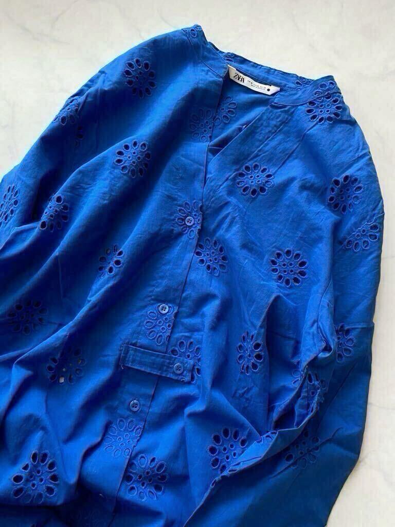 ZARA ザラ 大人可愛い カットワーク刺繍 シャツ ワンピース 羽織りにも ブルー オーバーサイズ コットン 長袖 春夏 Mサイズの画像4