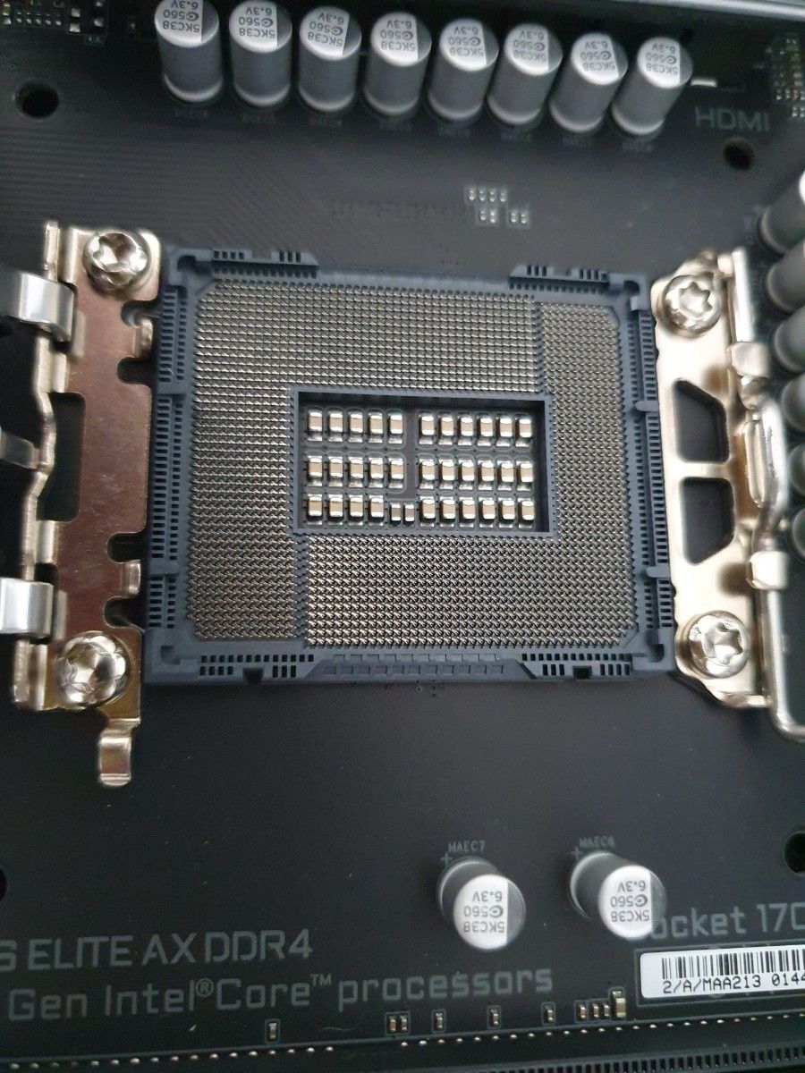 GIGABYTE B760M AROUS ELITE AX DDR4 マザーボード