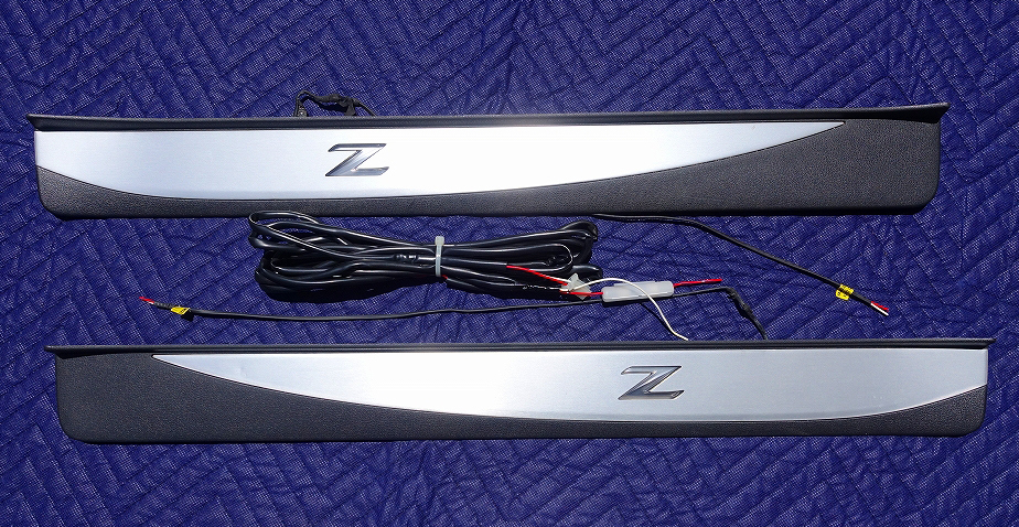  beautiful goods!! Nissan genuine products Fairlady Z34 for illumination kicking plate 