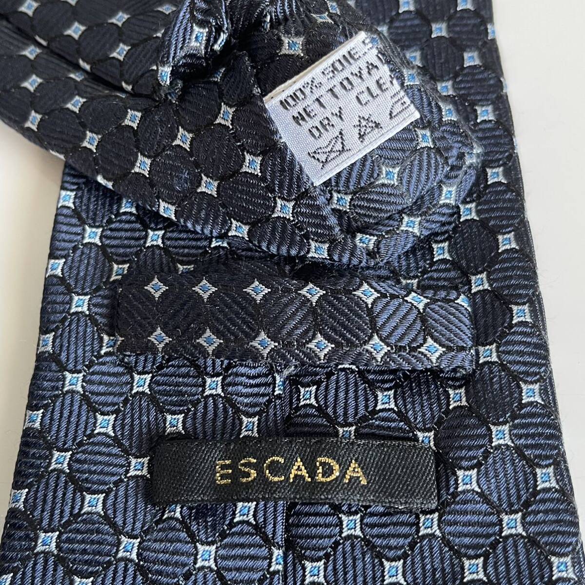 ESCADA （エスカーダ） ネイビードットネクタイ_画像1