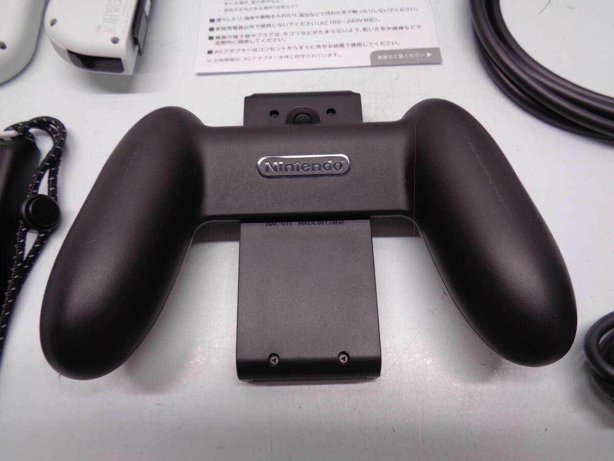 25-23② Nintendo Switch 本体 有機ELモデル Joy-Con(L)/(R) ホワイトの画像10