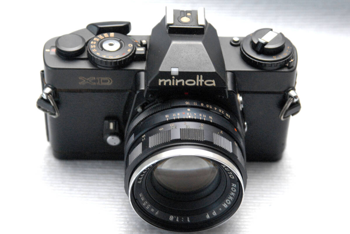 MINOLTA ミノルタ 昔の高級一眼レフカメラ XD（黒）ボディ + 純正55mm単焦点レンズ付 希少品_画像1