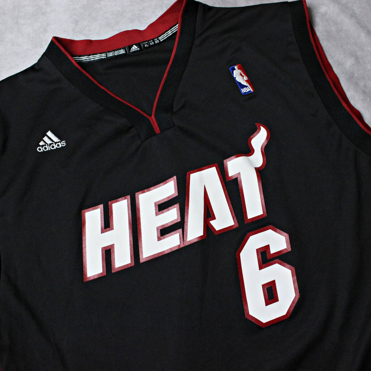 アディダス NBA バスケットボール レブロン ジェームス マイアミヒート ユニフォーム ゲームシャツ XLサイズ ADIDAS_画像3