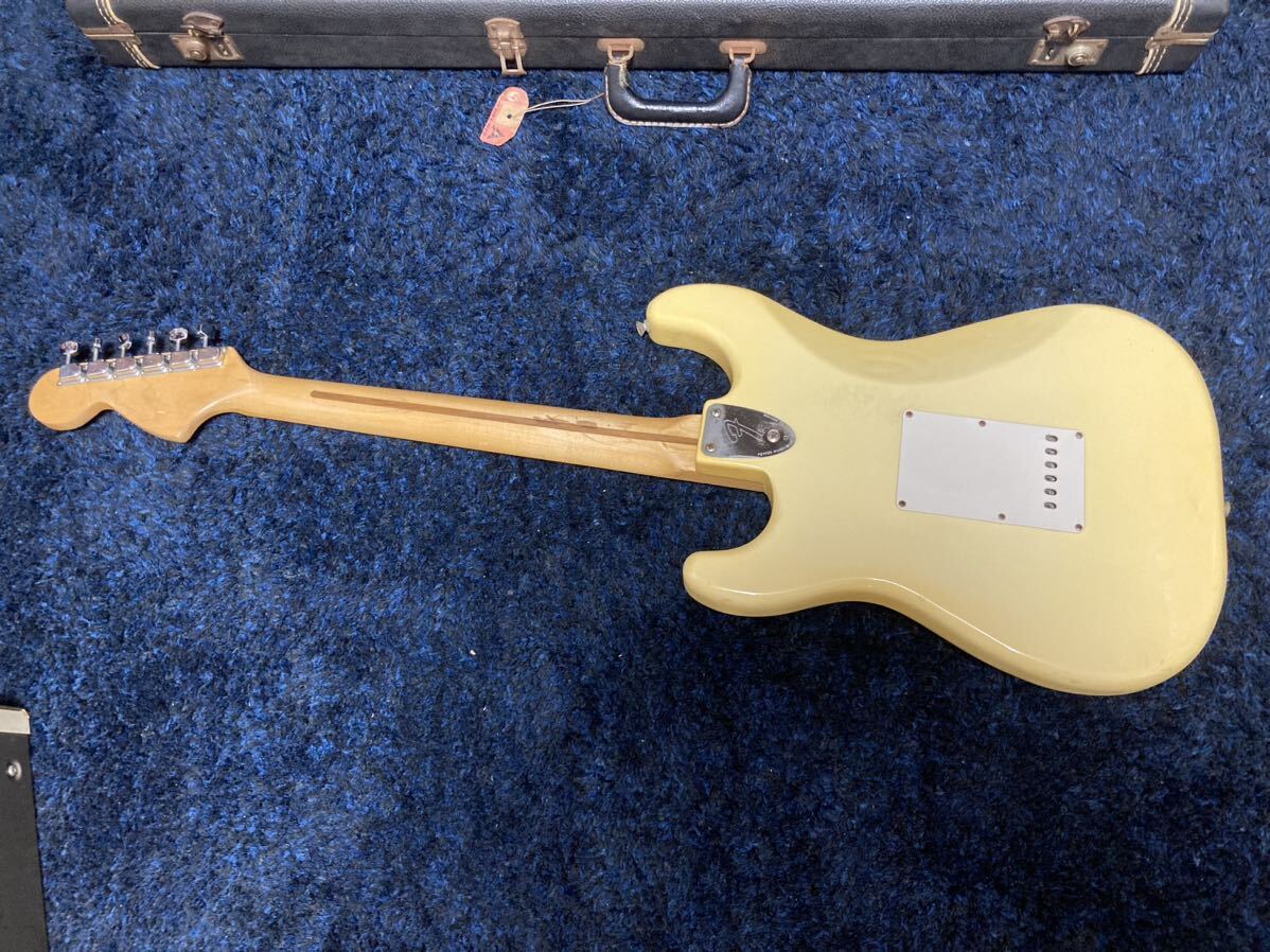 超希少 美品 1977年製 Fender USA Stratocaster Vintage ヴィンテージ フェンダー ストラトキャスター 純正ケース 付属品ありの画像8