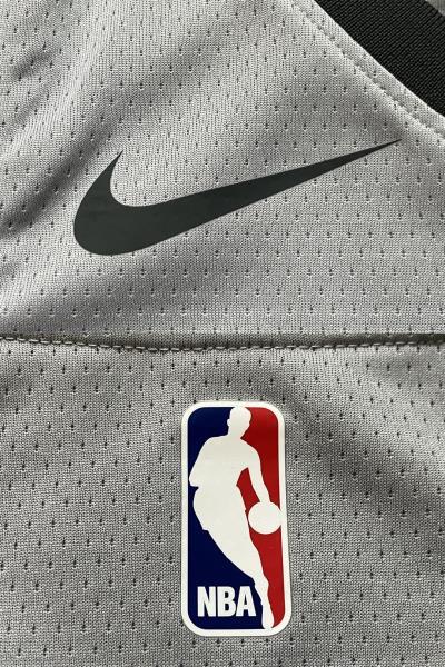 良品】 スウィングマン NBA CAVS レブロン・ジェームズ 良品】 スウィングマン NBA CAVS レブロン・ジェームズ
