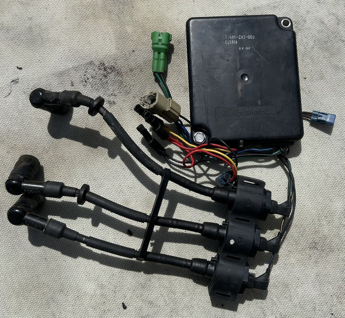 ホンダ50馬力BAZS CDI コンピュータ 30580-ZV3-003 点火コイル ホンダ50馬力BAZS CDI コンピュータ 30580-ZV3-003 点火コイル