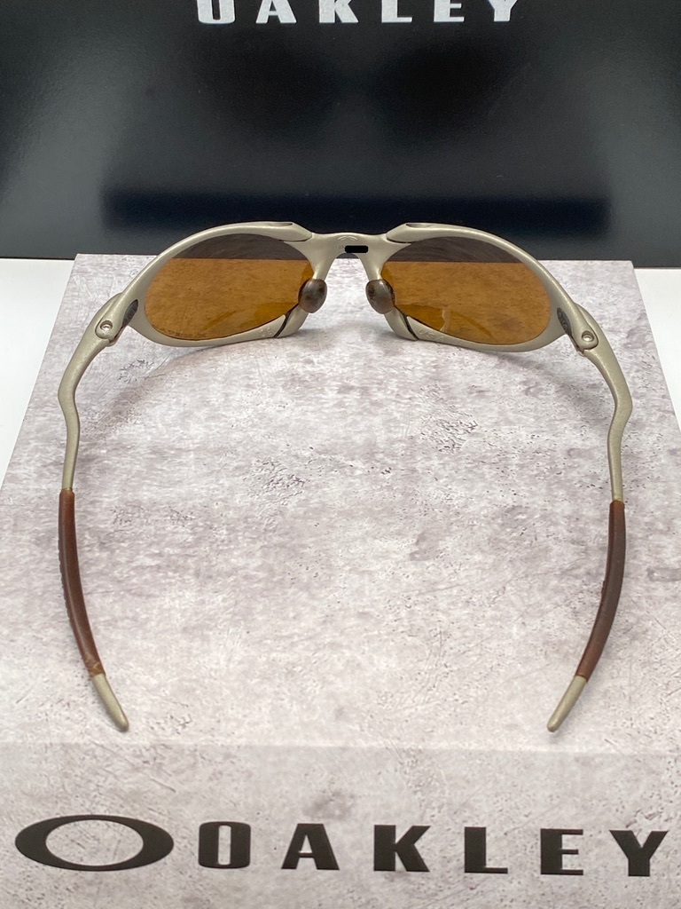 OAKLEYオークリーROMEO 1.0 ロメオ Titanium/Gold Iridium VINTAGEサングラス X-METALエックスメタル USA製 JULIET PENNY 正規品シリアル付_画像10