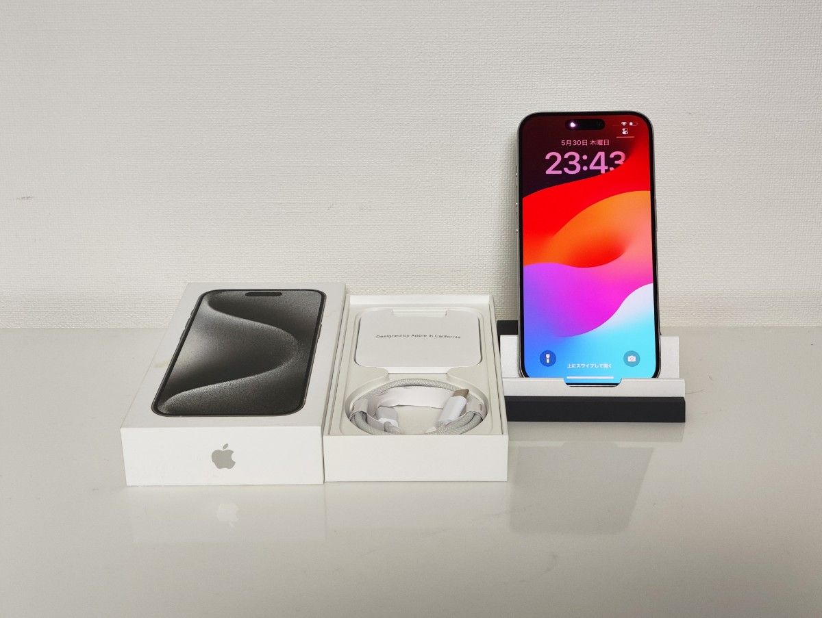 美品 国内版SIMフリー iPhone15 Pro 256GB ホワイトチタニウム 美品 国内版SIMフリー iPhone15 Pro 256GB ホワイトチタニウム