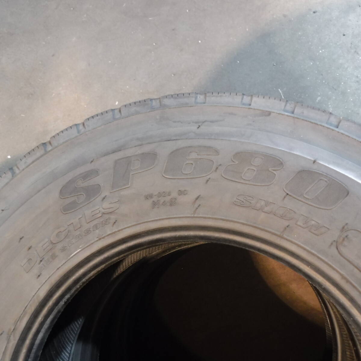 21年製 SP 680 DECTES ALL SEASON 225/80R17.5 123/122L 中古タイヤ4本 DUNLOP(ダンロップ) 個人宅配送不可 愛知手渡し可 930-1612_画像3