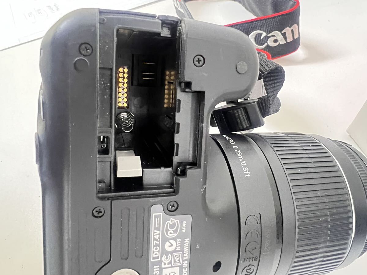 【Canon EOS Kiss ×5】デジタル一眼レフカメラEF-S 18-55 IS Ⅱ kit レンズ Canon zoom Lens EF-S 55-250mm バッテリー無 動作未確認品の画像10