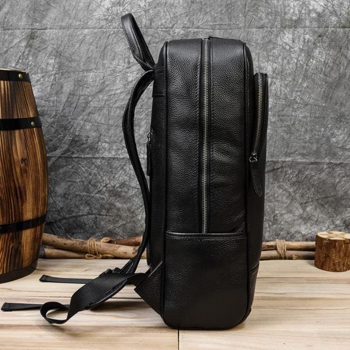  popular new goods * high capacity retro rucksack going to school for mountain climbing travel leather bag original leather cow leather backpack school bag 