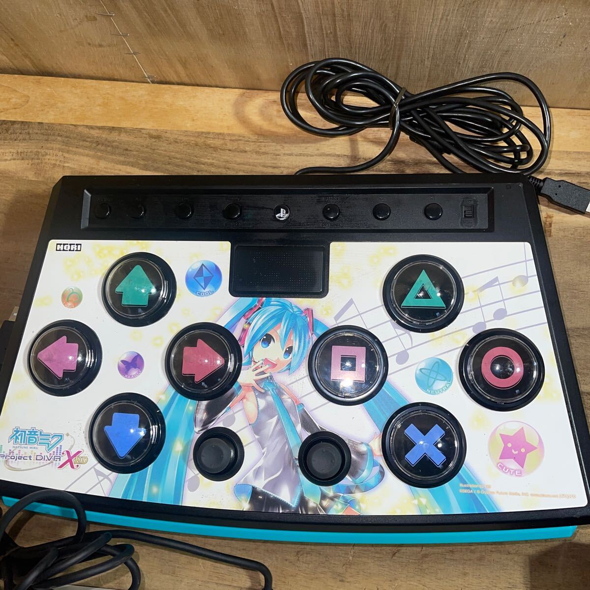 HORI アーケードコントローラ 初音ミクXHD/F XE-1PRO 3個まとめ動作未確認　ジャンク扱い_画像2