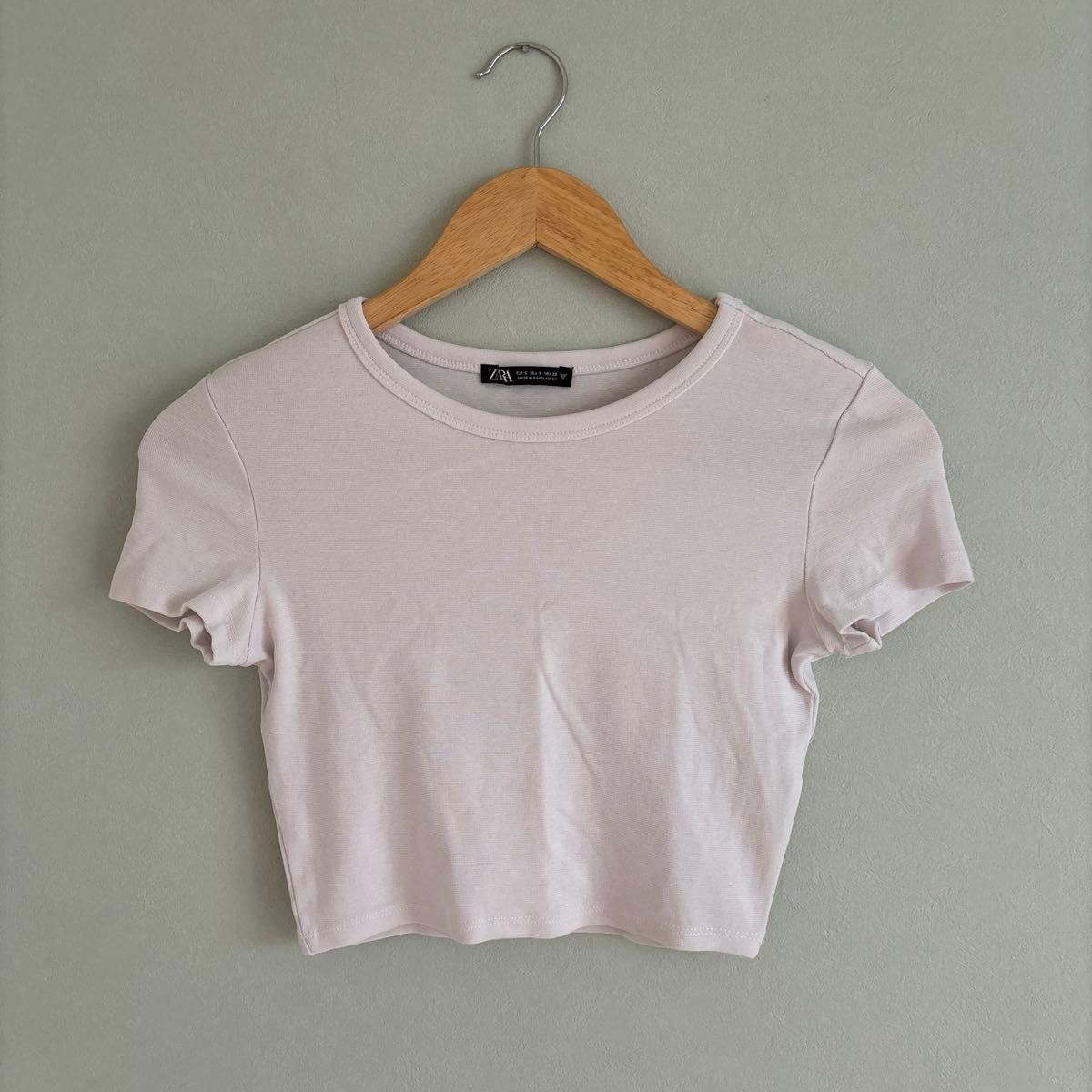 ZARA トップス でぃ Tシャツ 半袖Tシャツ カットソー