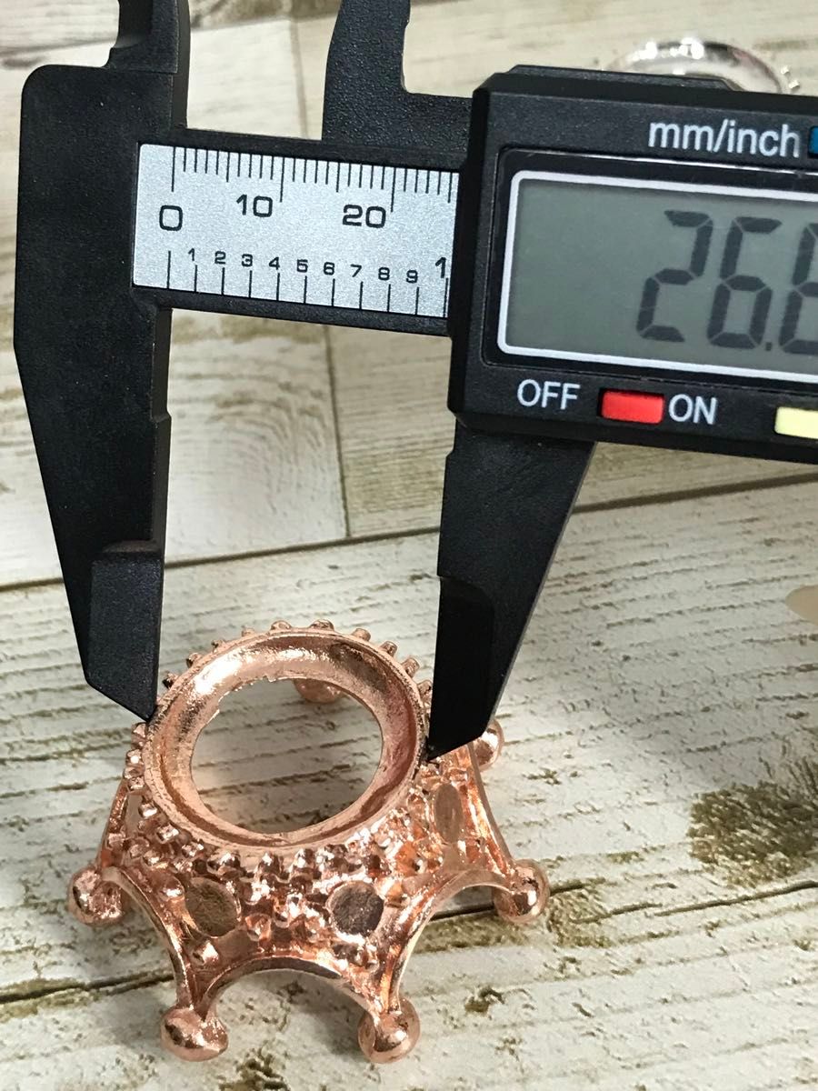 王冠 約5cm 天然石 スフィア 台座 ピンクゴールド 天然石置き 王冠 約5cm 天然石 スフィア 台座 ピンクゴールド 天然石置き