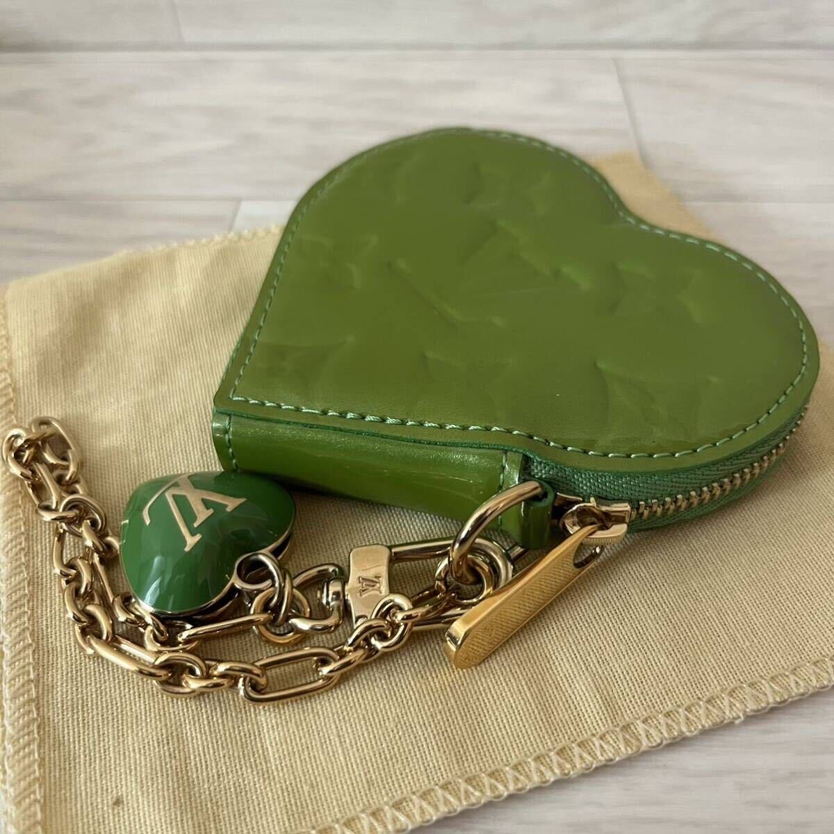 ルイヴィトン LOUIS VUITTON モノグラム ヴェルニ ポルト モネ ルイヴィトン LOUIS VUITTON モノグラム ヴェルニ ポルト モネ