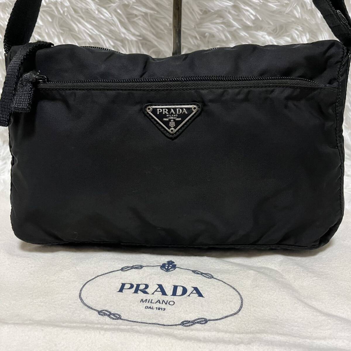 * high class goods *PRADA Prada camera bag shoulder bag diagonal .. bag te Hsu to nylon triangle Logo black lady's men's man and woman use 